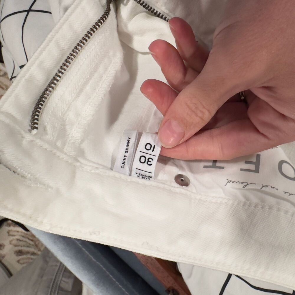 LOFT Curvy Skinny Jeans – White – Size 10 - Picture 4 of 4
